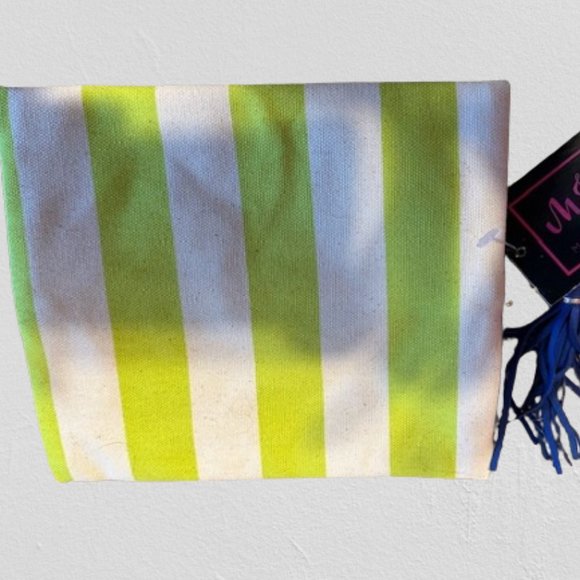 Glam Stripe Makeup Junkie Bag  4289  NWT Boutique - Picture 3 of 4